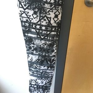 large leggings